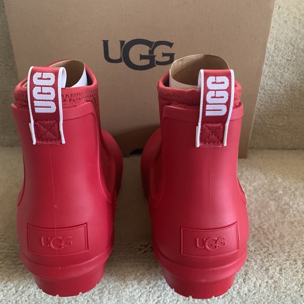 NIB UGG Rain Boots - Picture 2 of 8
